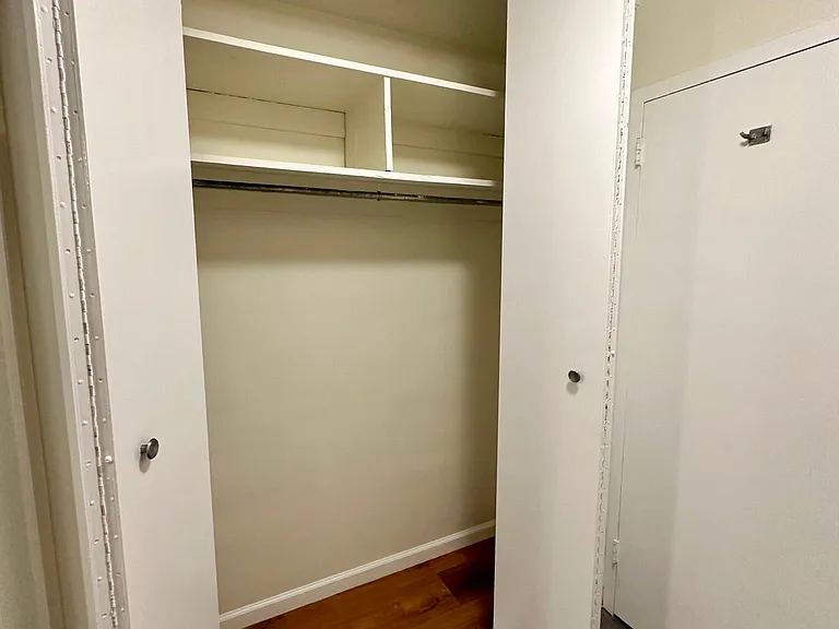 100 York St #10L — Photo 10