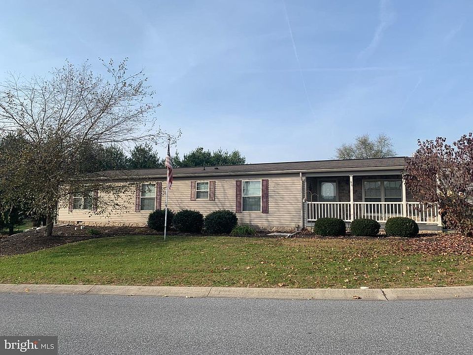 1st image of 66 Leah Dr