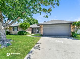 54 Robins Nest Dr, Hickory Creek, TX 75065