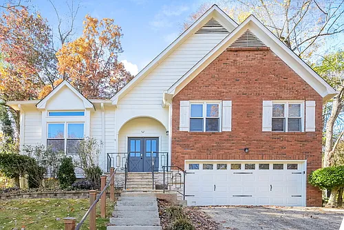 1218 Raleigh Way Photo 1