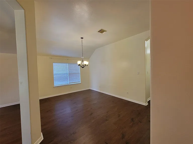 4010 Highland Vale Ct — Photo 9