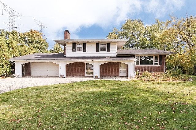 1st image of 2843 Briarwood Dr E