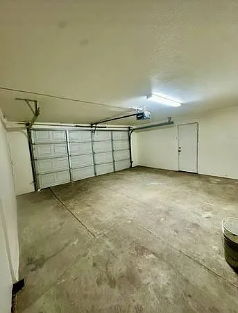 1817 Stanley Ave — Photo 7