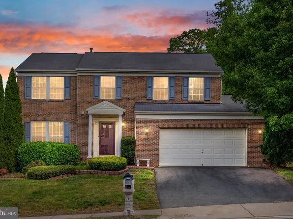90 Basalt Dr, Fredericksburg, VA 22406