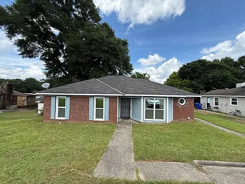 788 Crestline Dr Photo 1