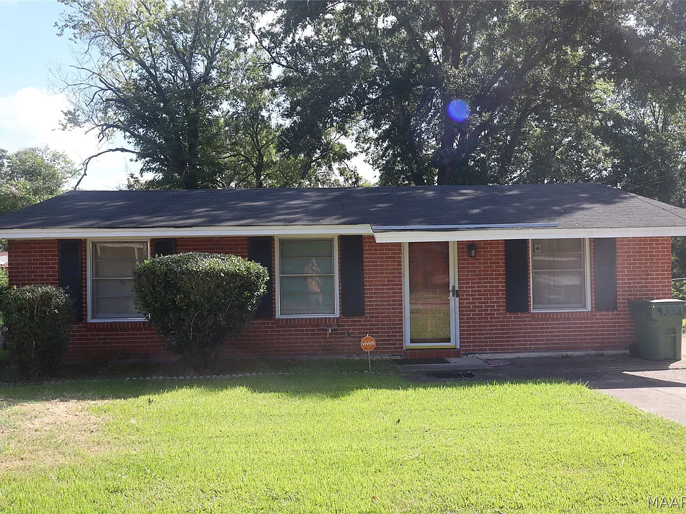 4029 Colfax Dr