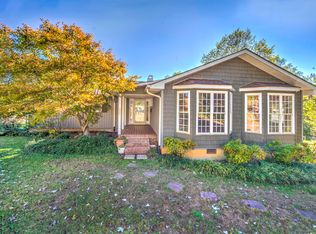 231 Outer Dr, Oak Ridge, TN 37830