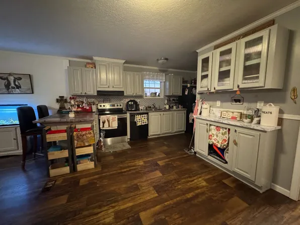 1 Imperial Dr W, Mulberry, FL 33860