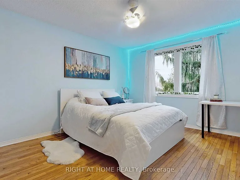 43 Topham Cres — Photo 25