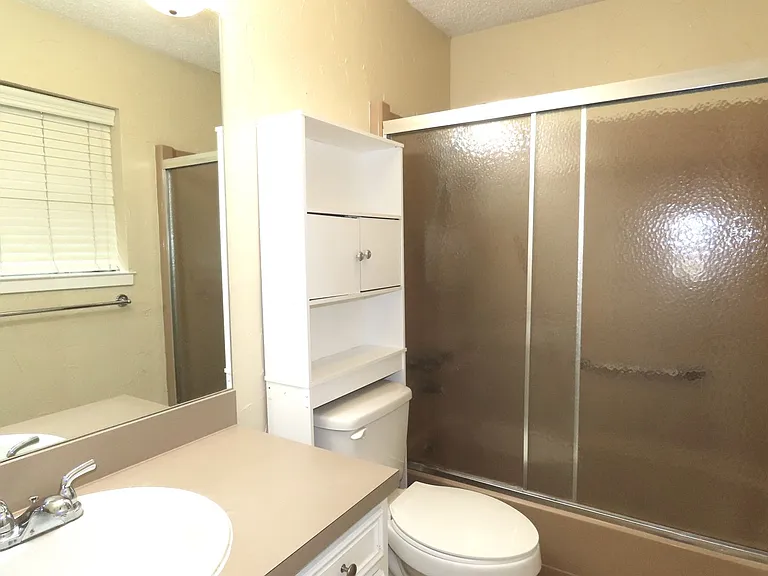 805 Corey Dr — Photo 25