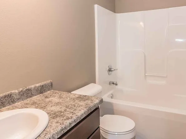 3 Bedroom Townhome at Barker Crossing with Attached Garage & In-Unit Laundry, 407 W Opal Ln Unit 4, Hartford, SD 57033