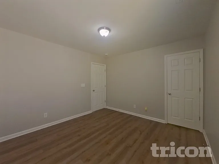 11035 Elven Dr — Photo 18