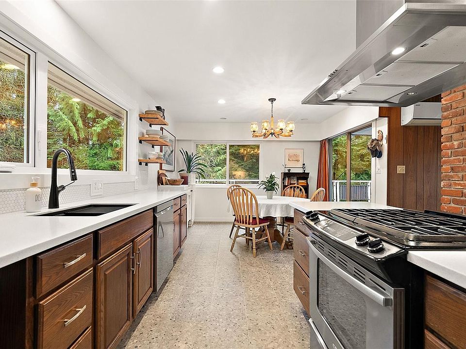 1st image of 5817 Curry Rd