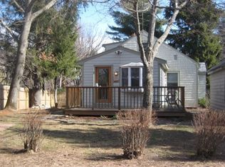 30 Green St, Danvers, MA 01923