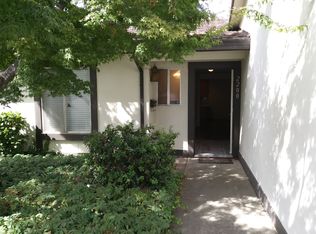 2200 Elmcrest Ln, Rancho Cordova, CA 95670