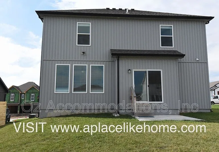 4008 NW 95th Ter — Photo 6