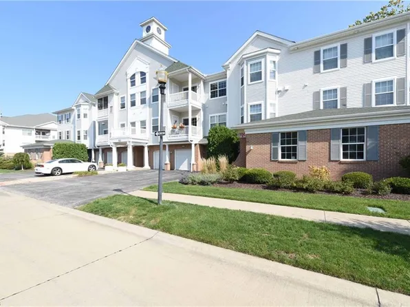 703 Aqua Marine Blvd, Avon Lake, OH 44012