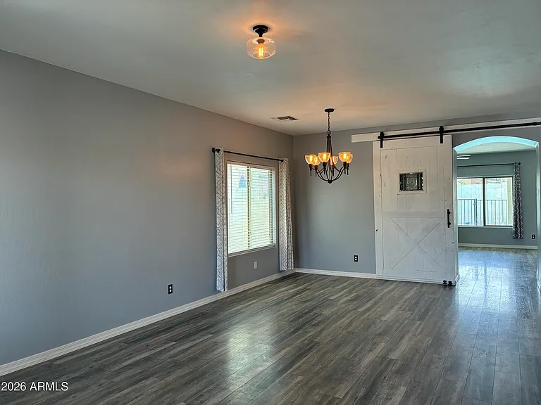 9226 N 182nd Dr — Photo 5