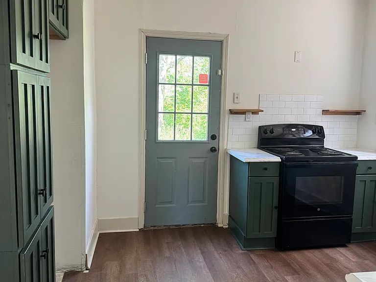 3994 Townsend St — Photo 11