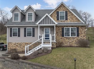 7 Edwards Dr, Canonsburg, PA 15317