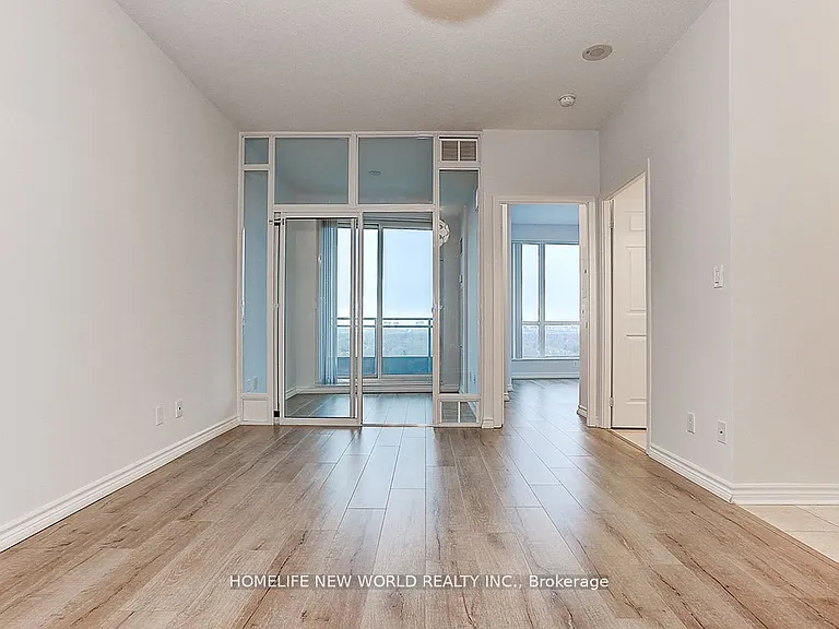 18 Holmes Ave #1315 — Photo 3