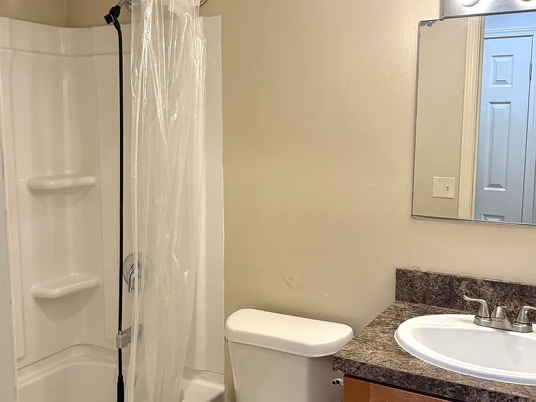 1531 D St #3 — Photo 13