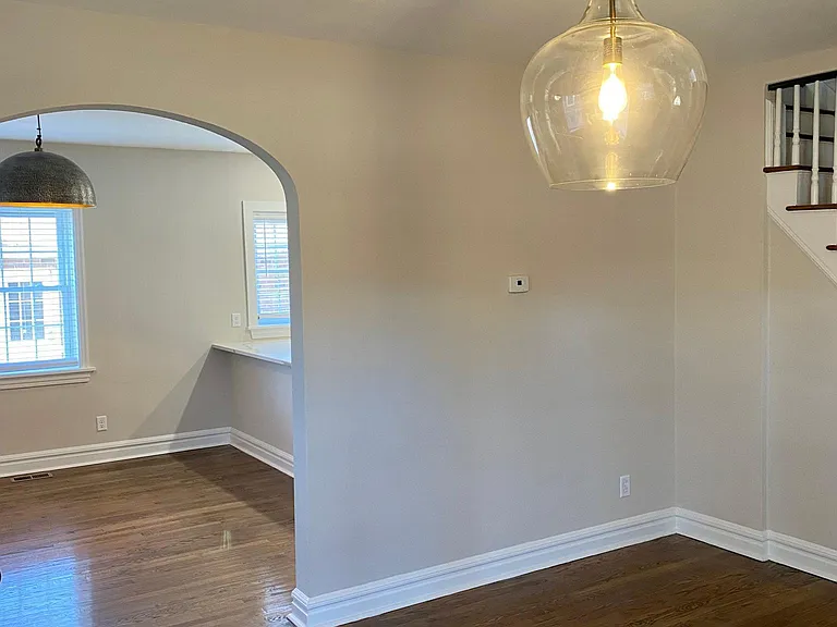 1031 Sanford Ave — Photo 8