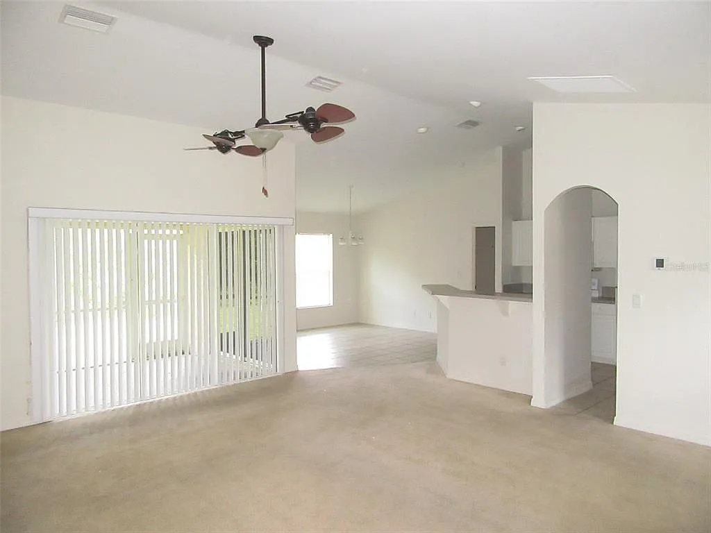 3 bed, 2.0 bath, 1510 sqft, $1,700 — Photo 3