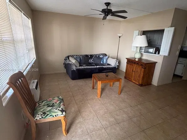89 Andover D #89-D, West Palm Beach, FL 33417