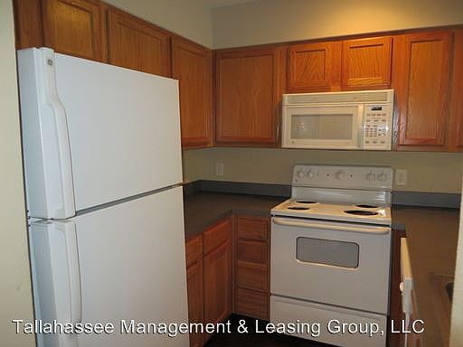 5th image of 2309 Timber Oaks Ln #2