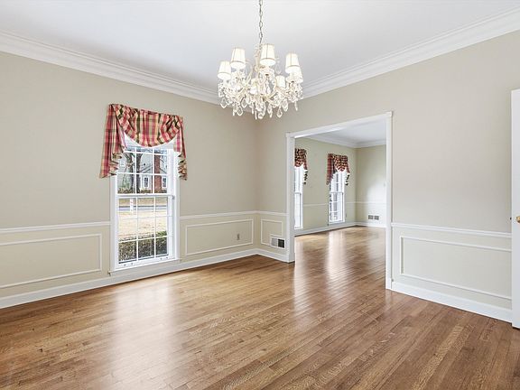 5th image of 2050 Kirby Rd