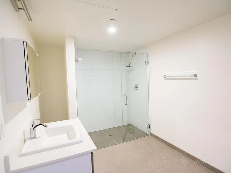 1183 Crenshaw Blvd #202A — Photo 9