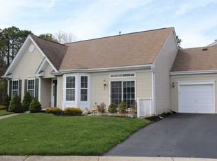 119 Dover Ct #27, Galloway, NJ