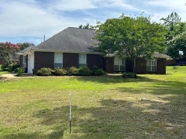 121 Northfield Dr, Saltillo, MS 38866