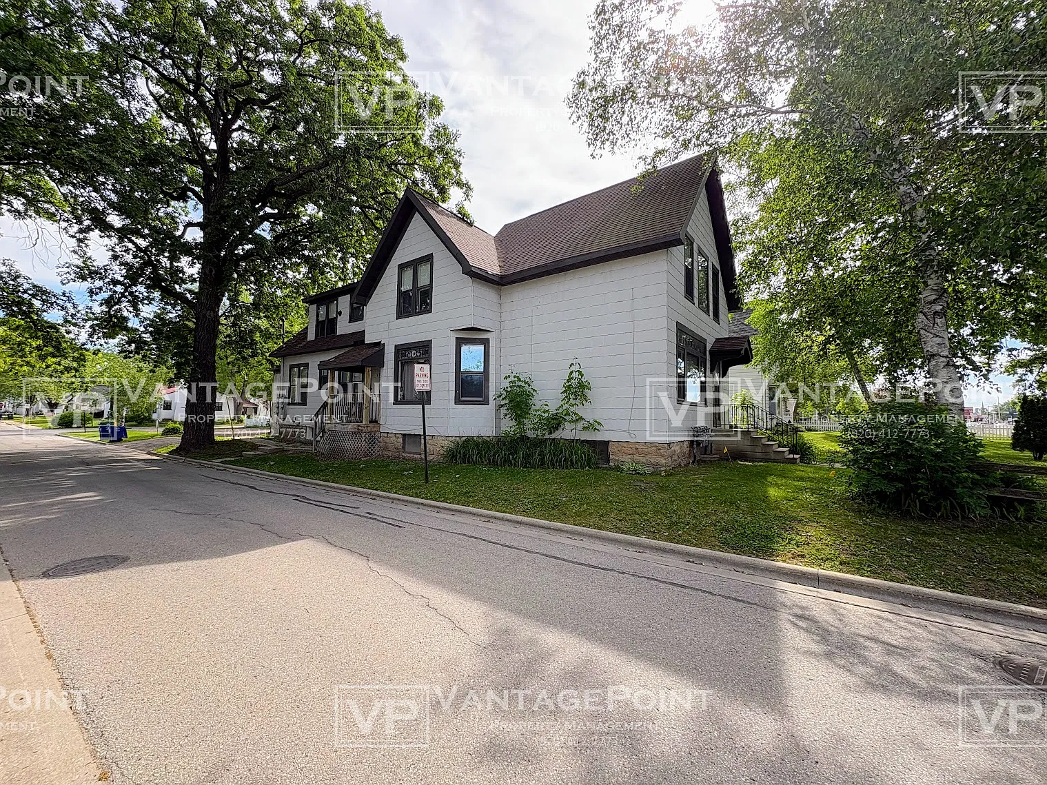 840 Shawano Ave - C — Photo 1