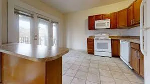 1135 Commonwealth Ave Photo 1