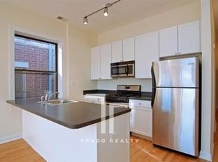 4716 N Sheridan Rd, Chicago, IL 60640