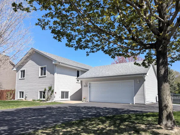 6633 Harlan Dr, Eden Prairie, MN 55346