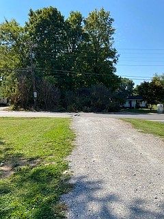 2nd image of 217 Fairground St