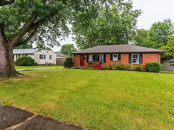 3rd image of 2451 Millbrook Dr