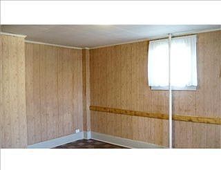 3rd image of 620 Sellers Ave