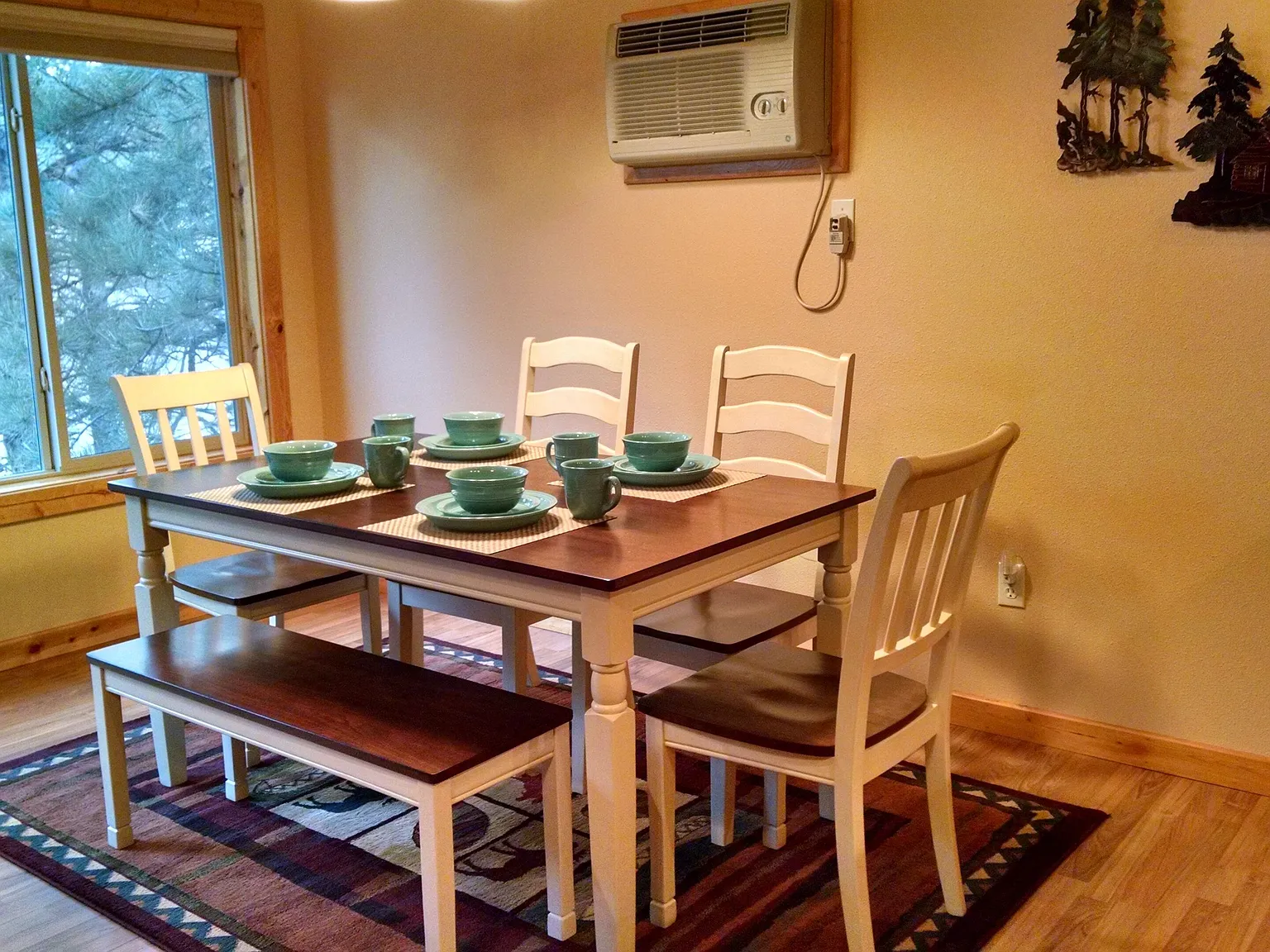2 bed, 1250 sqft, $1,600 — Photo 2