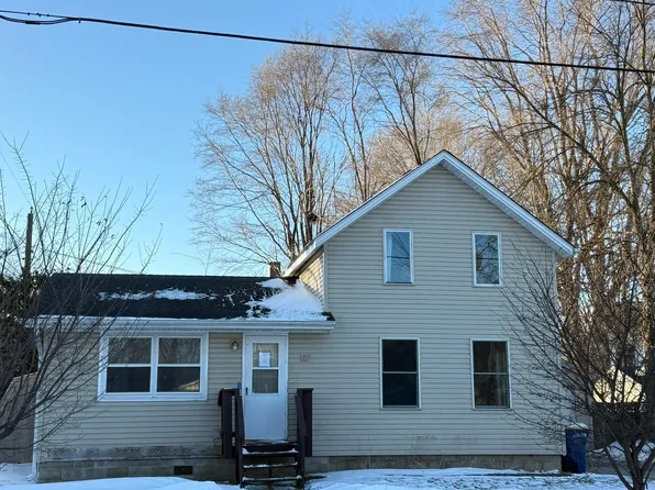 117 9th St NW, Faribault, MN 55021