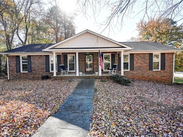 121 Hycliff Rd SW, Rome, GA 30165