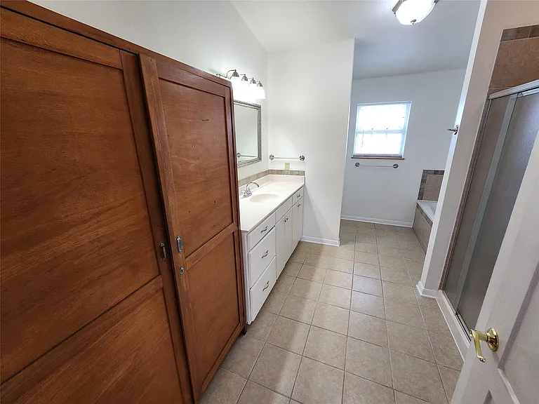 500 Spring Creek Rd — Photo 29