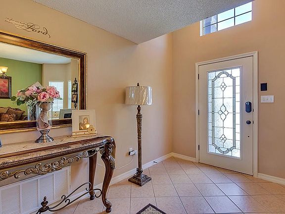 4th image of 3221 Emerald Point Dr