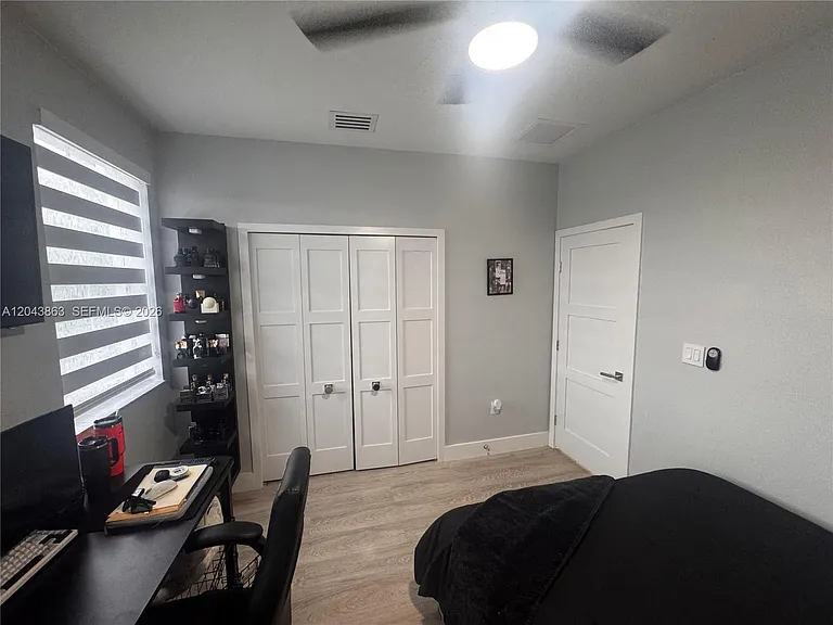 15376 SW 13th Ter — Photo 24