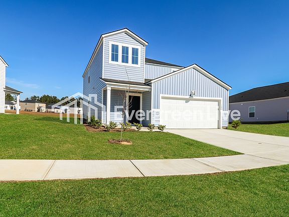 3rd image of 104 Crimson Ln