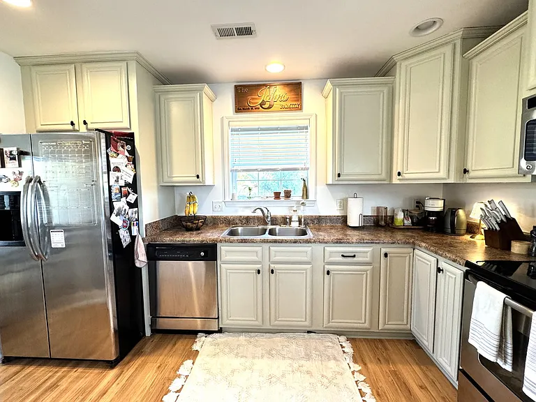 418 Amaryllis Ln — Photo 12