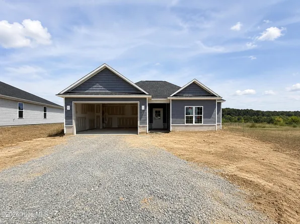 39 E Emily Gardens Drive, Selma, NC 27576